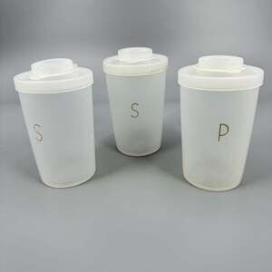 Tupperware 102 Salt Pepper Spice Shaker 3 Piece Set Clear 4" Lid Cap VTG